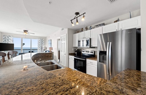 Panama City Beach Condo | Sunrise Beach 1801 - Beachfront, Corner Unit, Huge Balcony, Pool, Hot Tub