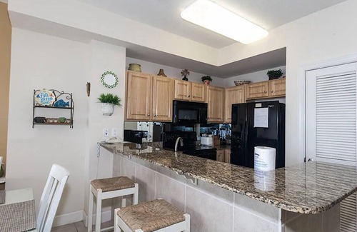 Panama City Beach Condo | SUNRISE BEACH 2105, 2 BED 2 BA. balcony hOt TUB PoolS!