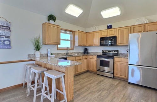 Buxton Cottage | Sunrise Cottage- Excellent Ocean Views- Steps to Beach- Community Pool