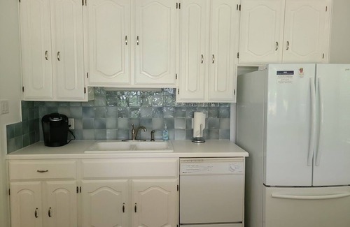 Kingsland House | Sunrise Cottage! On open water Lake LBJ! Beautiful shade trees! Amazing view!