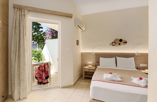 Korakas Hotel | Sunrise Hotel & Apartments