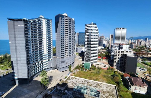 New Boulevard Apartment | "Sunrise in mountains", 18 floornn