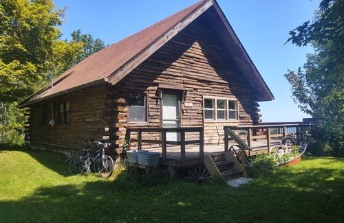 Washington Island Cabin | Sunrise Lodge