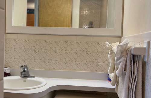 Owego Hotel | Sunrise Motel