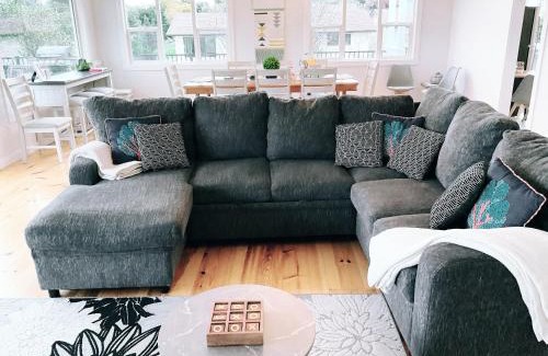 Camano Island House | Sunrise Paradise
