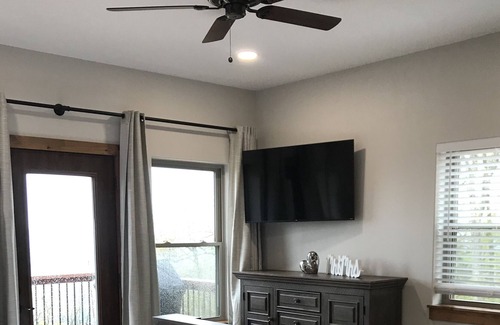 Harrison House | Sunrise Point Retreat