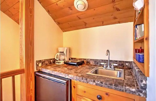 Three Rivers Cabin | Sunrise Pond Loft