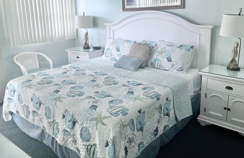 St. Pete Beach Condo | Sunrise Resort Unit 503