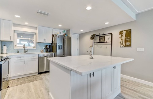 Fernandina Beach Condo | Sunrise Serenity: Oceanfront Condo Oasis!