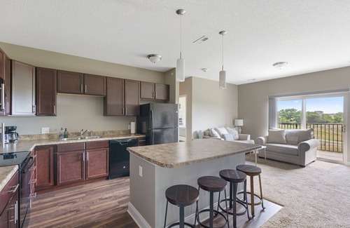 West Des Moines Apartment | Sunrise Serenity w/Balcony and Garage