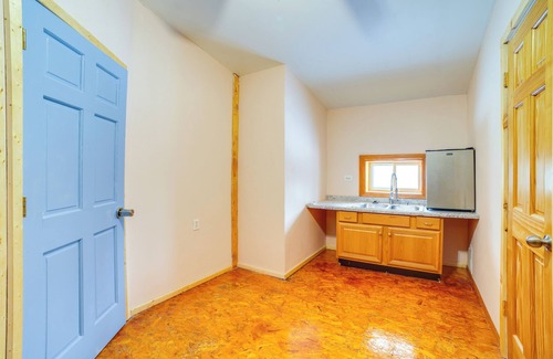 Elkhart Apartment | Sunrise & Sunset Views: Rural Elkhart Studio!