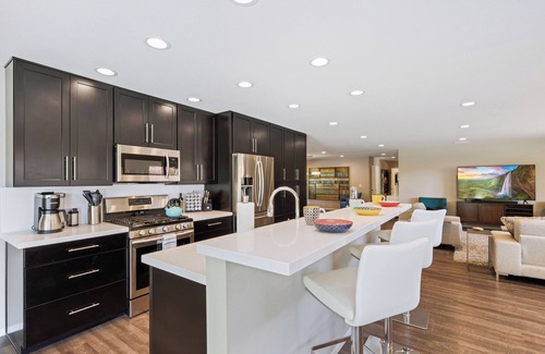 Palm Springs House | Sunrise Superstar: Awesome Backyard, Huge New Fire Pit