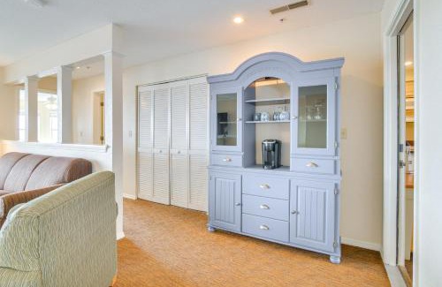 Kimberling City Apartment | Sunrise Views and Pool Access Table Rock Lake Condo