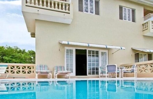 Greater Portmore Apartment | Sunrise villa