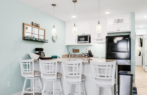 Port Aransas House | Sunrise Villas Condos