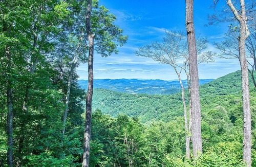 Maggie Valley Cabin | Sunrise Vista - Enjoy the amazing views