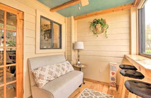 Palmetto Dunes Apartment | Sunroom and Beach Access Hilton Head Condo