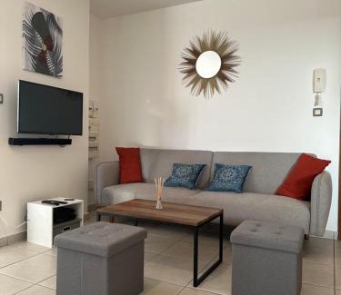 Le Carbet Apartment | Sunset Appart, T2 avec vue mer et plage à 1 km