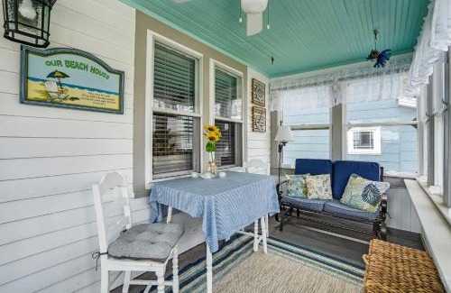 Chincoteague House | Sunset Bay Cottage - Main Street charm with water views!