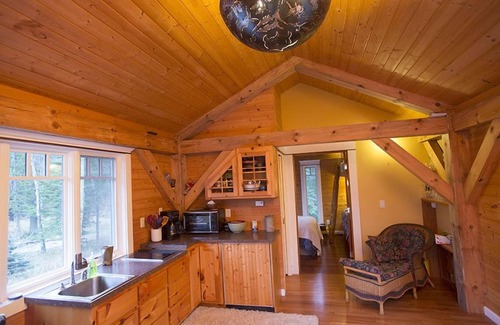 La Pointe Cabin | Sunset Bay Lodge.