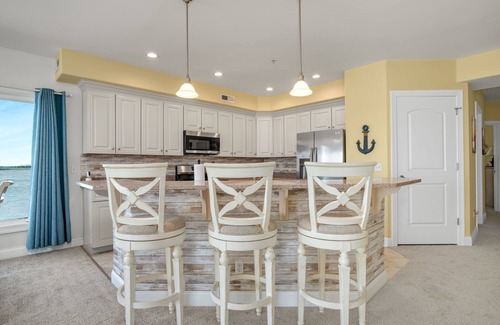 Chincoteague House | Sunset Bay Villa 119 - Waterfront; Shared pool!