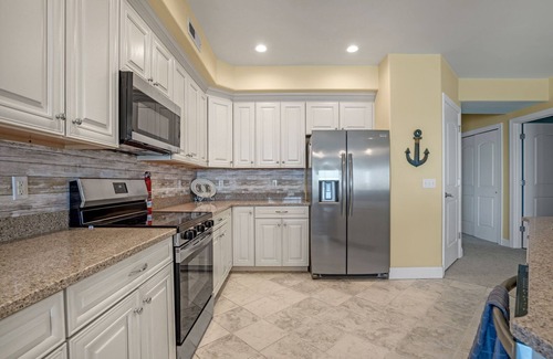 Chincoteague House | Sunset Bay Villa 119 - Waterfront; Shared pool!