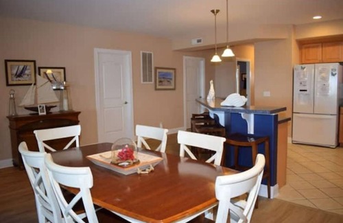 Chincoteague Condo | Sunset Bay Villa 210-Downtown Waterfront Sunsets