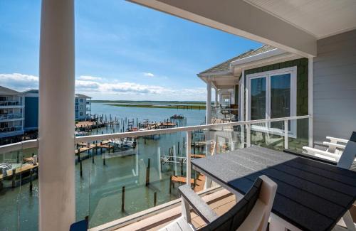 Chincoteague Apartment | Sunset Bay Villa 313 - By The Bay