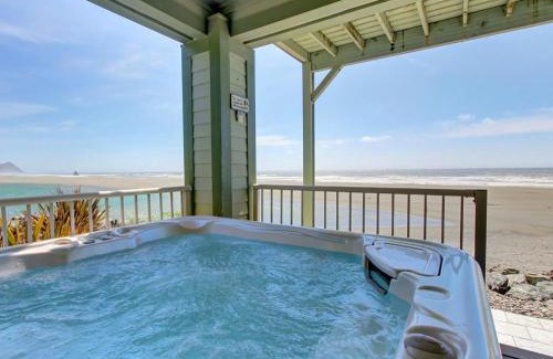 Gold Beach House | Sunset Beach House
