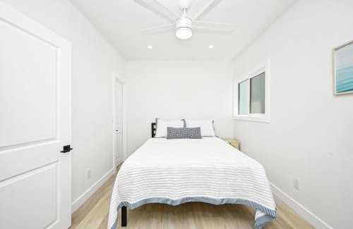 Sunset Beach House | Sunset Beach Retreat next to Water Tower and Ocean