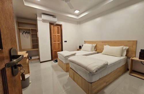 Dhangethi House | Sunset Beach View