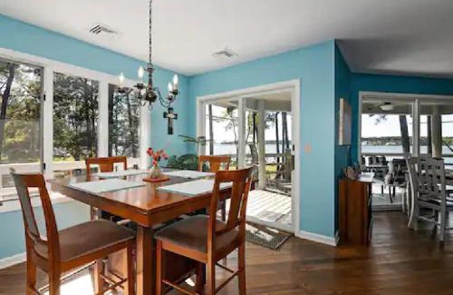 Cambridge House | Sunset Breezes - quiet waterfront retreat