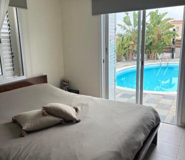 Emba House | Sunset Bungalow