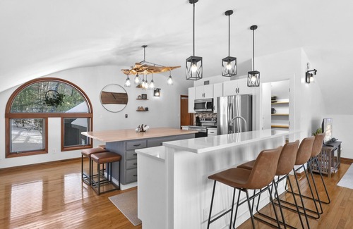 Higgins Lake House | Sunset Burrow Retreat in Roscommon, MI - whole house, 3 bed, 2.5 bath!
