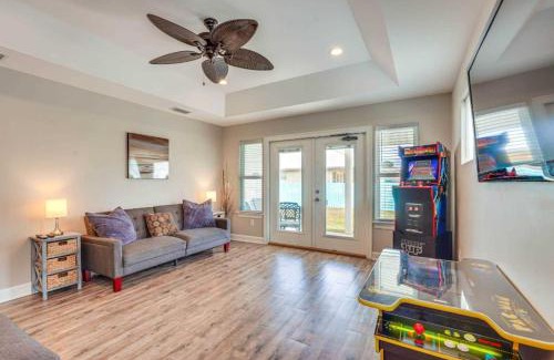 Holiday Beach House | Sunset by the Sea by Emerald Coast Retreats