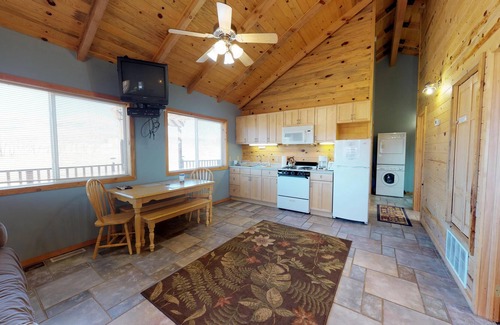 La Sal Cabin | Sunset Cabin #4 (Near Moab, UT)