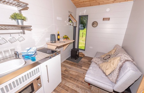 Barnstaple Cabin | Sunset Cabins at The Oaks Woodland Retreat