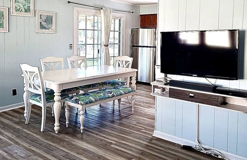 Sunset Beach House | Sunset Canal House Min from the Beach