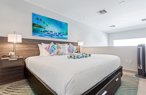San Pedro Resort | Sunset Caribe Belize- PoolSide Loft