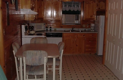 Summerside Cottage | Sunset Cottage #2 near beaches, golfing, trails, shopping and local attractions!