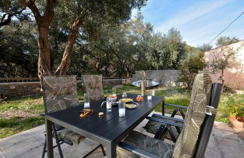Skala House | Sunset Cottage