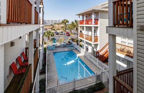 Fort Walton Beach Condo | Sunset Cottages 5C GORGEOUS, Beach Cottage! 2 Bedroom/ 2 Bath!!