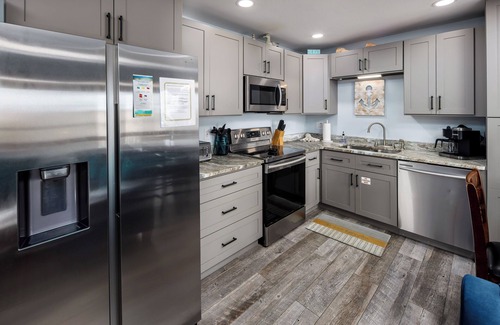 Fort Walton Beach Condo | Sunset Cottages 6C/🏖️Beach Service included, Small Complex/2bed/2bath/Bunks