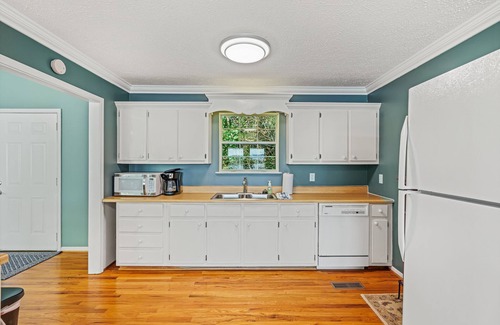 Bremen House | Sunset Cove: 4 BR, 3 BA House in Bremen, Sleeps 12