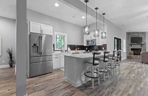 Six Mile Apartment | Sunset Cove on Lake Keowee!