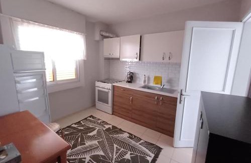 Seferihisar Apartment | SUNSET-Denize sıfır konumda, eşyalı yazlık