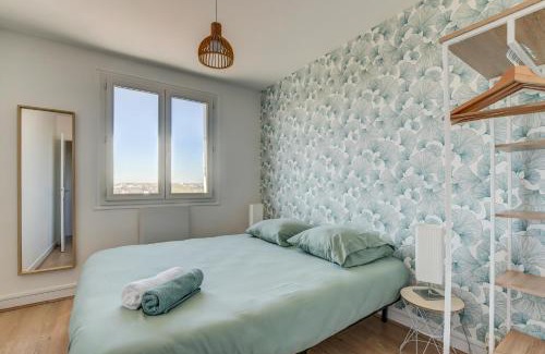 Le Busca Apartment | Sunset Duplex - Grand-Rond, Jardin des plantes, centre-ville, 2 BDRs 60m2, AC, Netflix - T3 60m2 avec clim