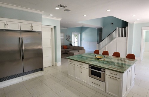 Stuart House | Sunset Haven - Luxury 5br/4.5bath Coastal Retreat