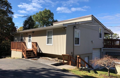Spring City House | Sunset Hills on Watts Bar Lake