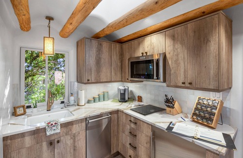 Downtown Santa Fe House | Sunset Historic Award winning minutes walk from Canyon Road